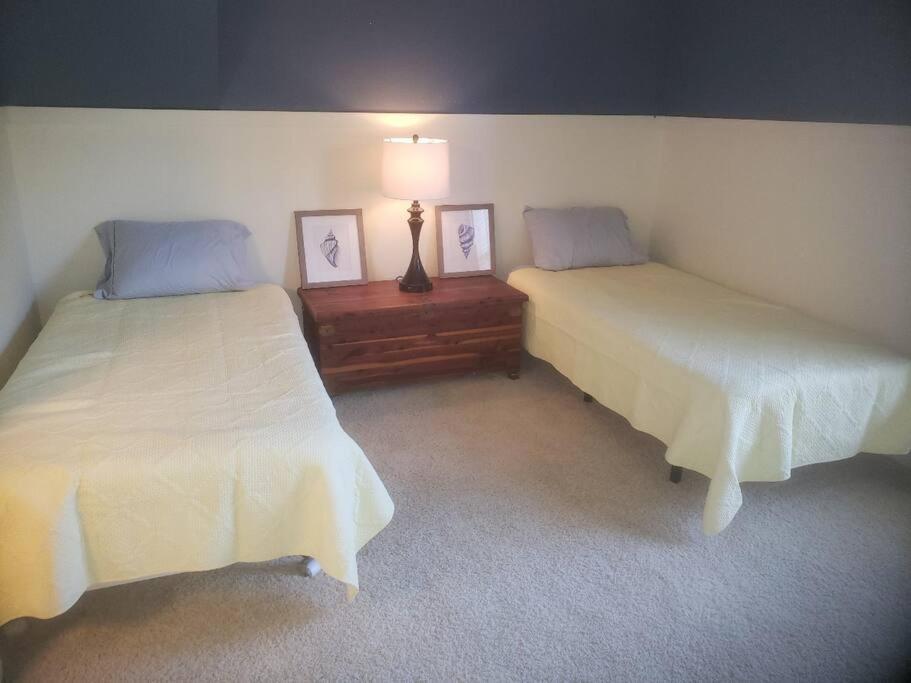4Br Private Dock, Warm Spring Canal, Kayaks, Canoe 허드슨 외부 사진